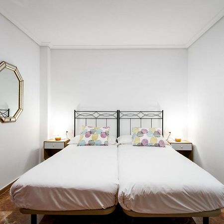 세비야 Holi-Rent Estrella 아파트 외부 사진